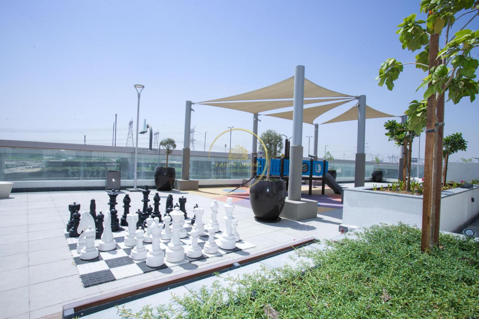 Standard 1bhk Located In Azizi Riviera 48 * Dubai